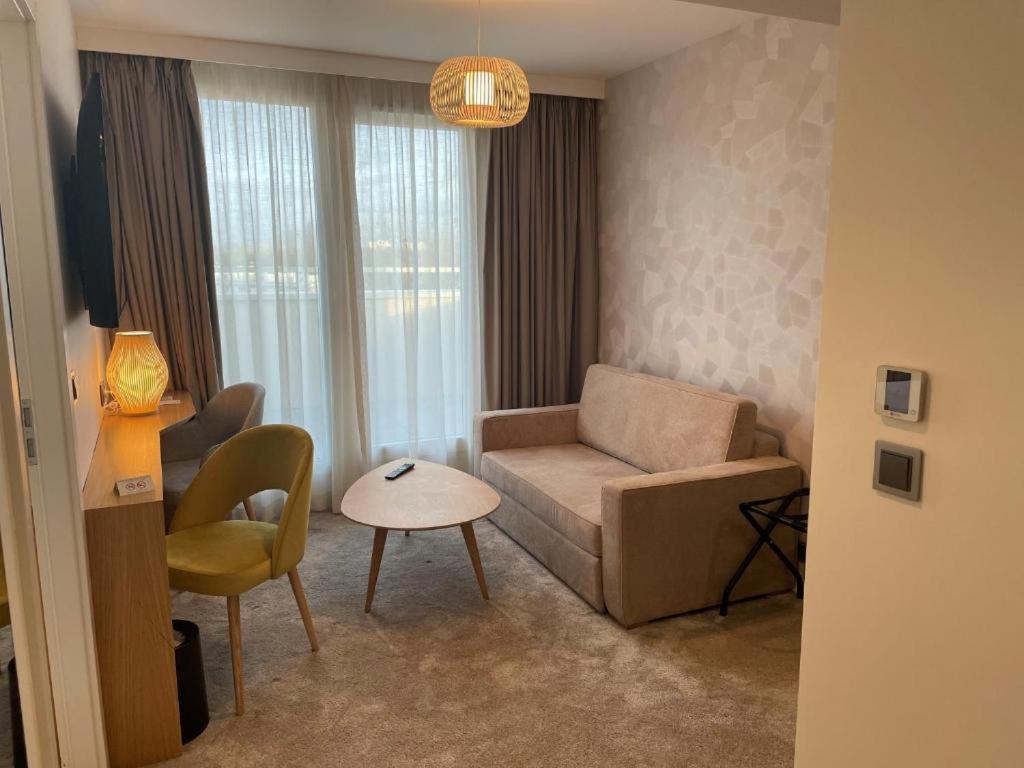 Brit Hotel Paris Orly Rungis Thiais Εξωτερικό φωτογραφία